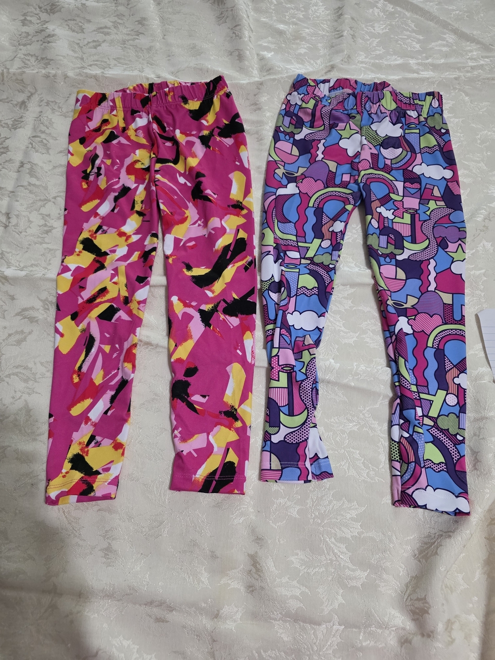 Under Armour Girls' Bright Pink & Multicolor Patterned Active Leggings
